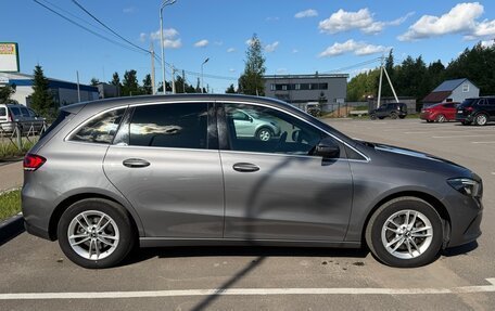 Mercedes-Benz B-Класс, 2020 год, 2 100 000 рублей, 4 фотография