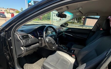 Toyota Camry, 2015 год, 1 870 000 рублей, 7 фотография