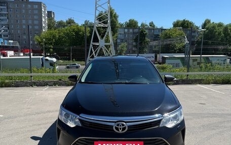 Toyota Camry, 2015 год, 1 870 000 рублей, 2 фотография