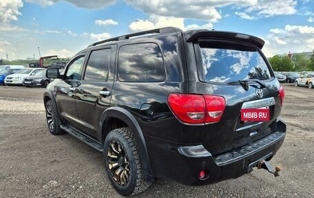 Toyota Sequoia II рестайлинг, 2012 год, 2 490 000 рублей, 5 фотография