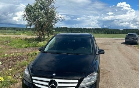 Mercedes-Benz B-Класс, 2013 год, 995 000 рублей, 1 фотография