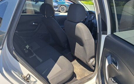 Volkswagen Polo VI (EU Market), 2012 год, 360 000 рублей, 6 фотография
