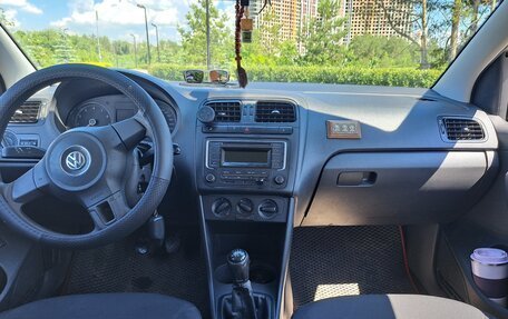 Volkswagen Polo VI (EU Market), 2012 год, 360 000 рублей, 11 фотография