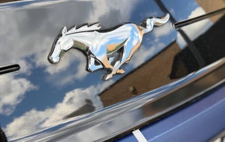 Ford Mustang VI рестайлинг, 2022 год, 4 230 000 рублей, 7 фотография