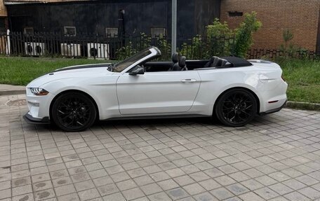 Ford Mustang VI рестайлинг, 2022 год, 4 230 000 рублей, 4 фотография