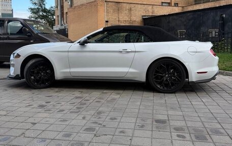 Ford Mustang VI рестайлинг, 2022 год, 4 230 000 рублей, 19 фотография