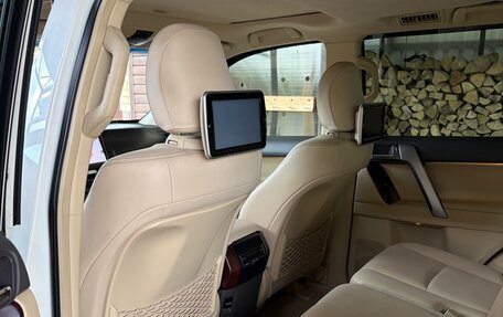 Toyota Land Cruiser Prado 150 рестайлинг 2, 2016 год, 4 600 000 рублей, 10 фотография
