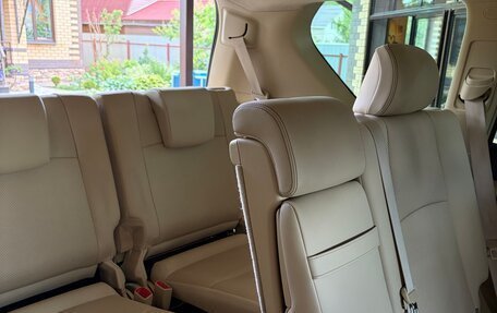 Toyota Land Cruiser Prado 150 рестайлинг 2, 2016 год, 4 600 000 рублей, 14 фотография