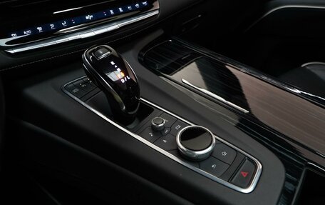 Cadillac Escalade V, 2021 год, 8 799 046 рублей, 21 фотография