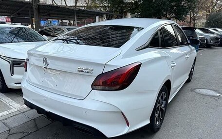 MG 5, 2022 год, 882 202 рублей, 5 фотография