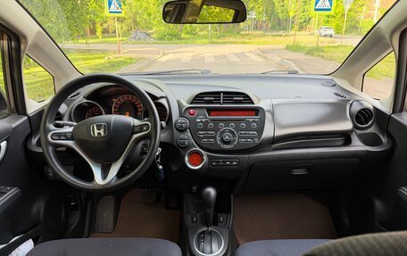 Honda Jazz II рестайлинг, 2012 год, 835 000 рублей, 14 фотография