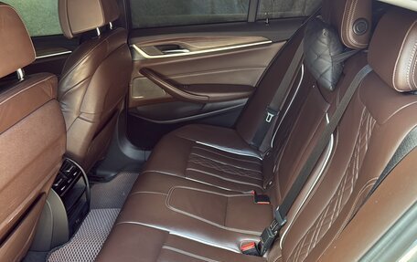 BMW 5 серия, 2017 год, 3 900 000 рублей, 13 фотография