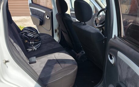 Renault Logan I, 2013 год, 570 000 рублей, 19 фотография