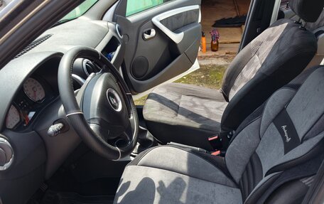 Renault Logan I, 2013 год, 570 000 рублей, 24 фотография