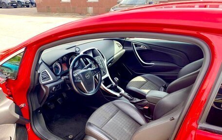 Opel Astra J, 2011 год, 870 000 рублей, 13 фотография