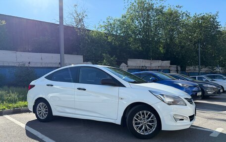 Hyundai Solaris II рестайлинг, 2015 год, 870 000 рублей, 2 фотография