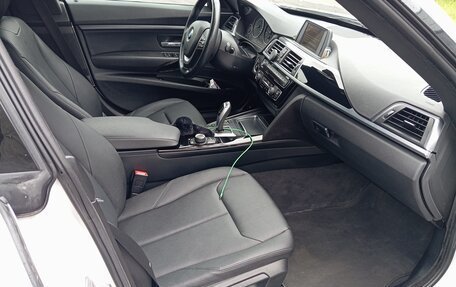 BMW 3 серия, 2016 год, 2 300 000 рублей, 10 фотография