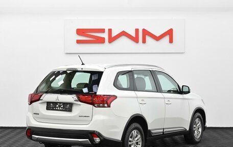 Mitsubishi Outlander III рестайлинг 3, 2016 год, 1 515 000 рублей, 4 фотография