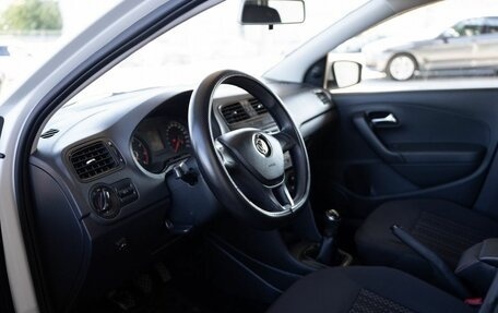 Volkswagen Polo VI (EU Market), 2016 год, 650 000 рублей, 15 фотография
