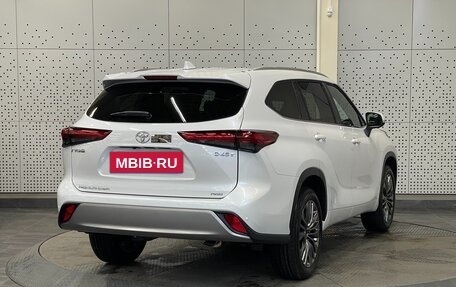 Toyota Highlander, 2026 год, 4 950 000 рублей, 2 фотография