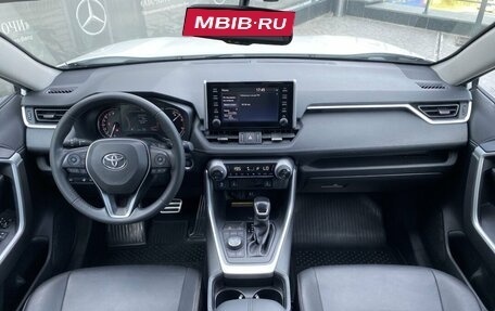 Toyota RAV4, 2020 год, 3 249 000 рублей, 11 фотография