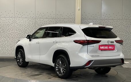 Toyota Highlander, 2026 год, 4 950 000 рублей, 4 фотография