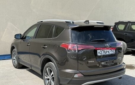 Toyota RAV4, 2019 год, 2 350 000 рублей, 7 фотография