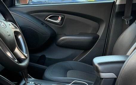 Hyundai ix35 I рестайлинг, 2010 год, 990 000 рублей, 8 фотография