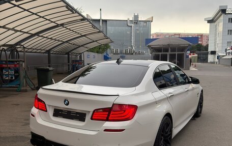 BMW 5 серия, 2012 год, 2 400 000 рублей, 6 фотография