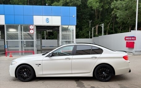 BMW 5 серия, 2012 год, 2 400 000 рублей, 3 фотография