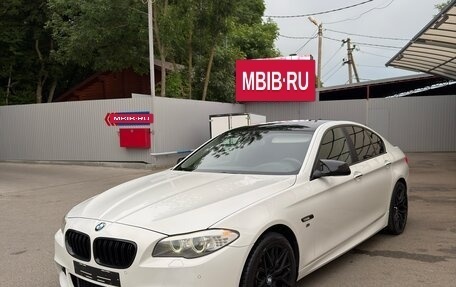 BMW 5 серия, 2012 год, 2 400 000 рублей, 2 фотография