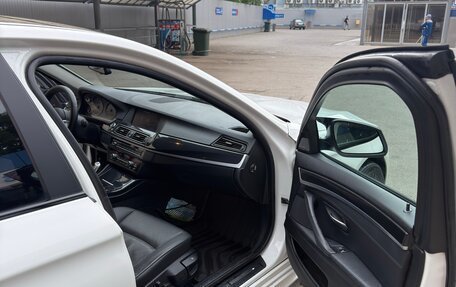 BMW 5 серия, 2012 год, 2 400 000 рублей, 19 фотография