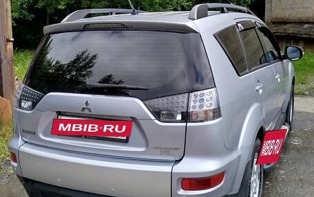 Mitsubishi Outlander III рестайлинг 3, 2011 год, 1 350 000 рублей, 4 фотография