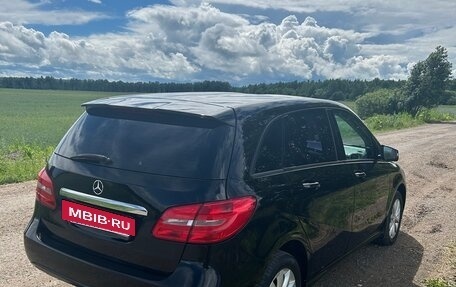 Mercedes-Benz B-Класс, 2013 год, 995 000 рублей, 2 фотография