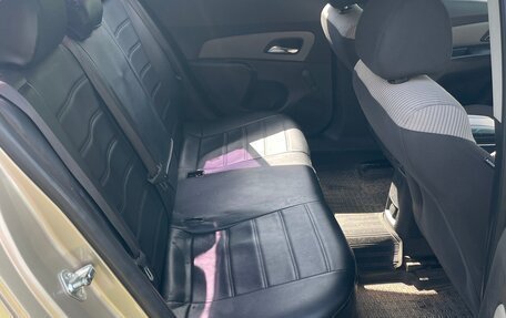Chevrolet Cruze II, 2011 год, 650 000 рублей, 10 фотография