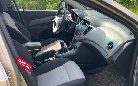 Chevrolet Cruze II, 2011 год, 650 000 рублей, 7 фотография