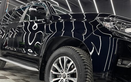 Toyota Land Cruiser Prado 150 рестайлинг 2, 2020 год, 5 100 000 рублей, 4 фотография