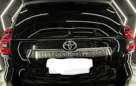 Toyota Land Cruiser Prado 150 рестайлинг 2, 2020 год, 5 100 000 рублей, 7 фотография