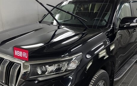 Toyota Land Cruiser Prado 150 рестайлинг 2, 2020 год, 5 100 000 рублей, 2 фотография