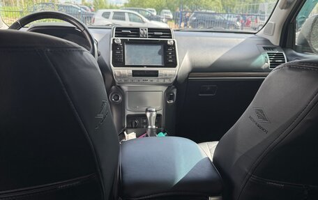 Toyota Land Cruiser Prado 150 рестайлинг 2, 2020 год, 5 100 000 рублей, 16 фотография