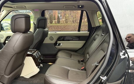 Land Rover Range Rover IV рестайлинг, 2018 год, 5 000 000 рублей, 34 фотография