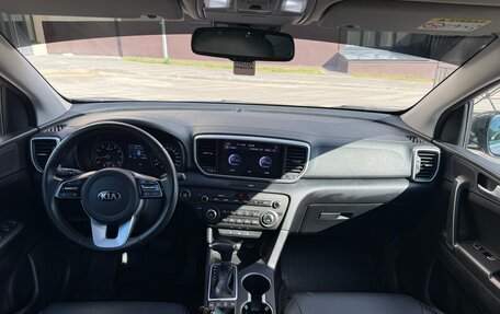KIA Sportage IV рестайлинг, 2021 год, 2 630 000 рублей, 11 фотография