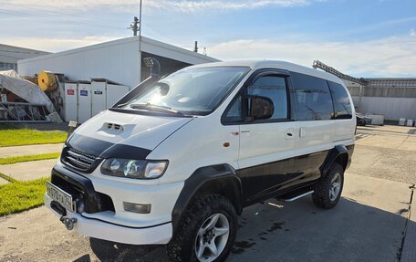 Mitsubishi Delica IV, 1998 год, 1 450 000 рублей, 2 фотография