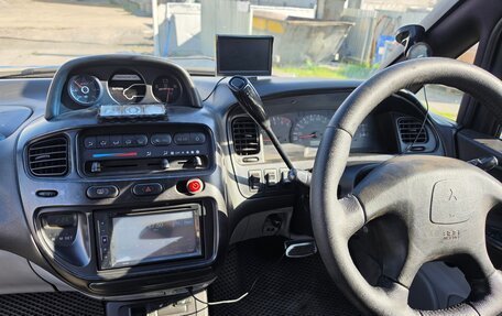 Mitsubishi Delica IV, 1998 год, 1 450 000 рублей, 10 фотография