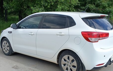 KIA Rio III рестайлинг, 2017 год, 890 000 рублей, 2 фотография