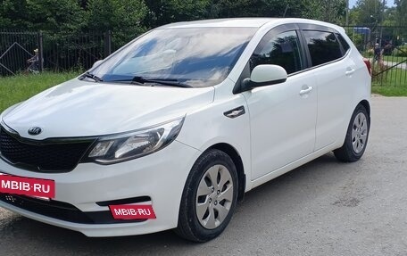KIA Rio III рестайлинг, 2017 год, 890 000 рублей, 3 фотография