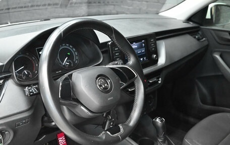 Skoda Rapid II, 2020 год, 1 590 000 рублей, 16 фотография