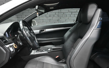 Mercedes-Benz E-Класс, 2012 год, 1 520 000 рублей, 17 фотография