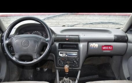 Opel Astra F, 1995 год, 80 000 рублей, 3 фотография