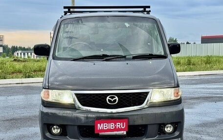 Mazda Bongo Friendee i рестайлинг, 2001 год, 799 000 рублей, 3 фотография